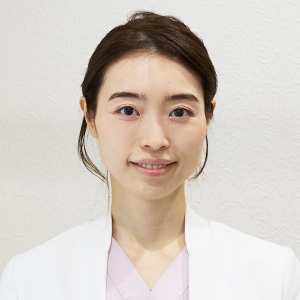 自費診療でさまざまな手法を駆使し、美容外科術後の傷跡を治療